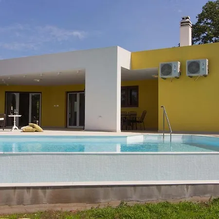Cozy Limone With Private Pool And Jacuzzi Near Pula Villa Svetvincenat