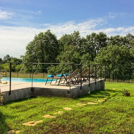 Cozy Limone With Private Pool And Jacuzzi Near Pula *
